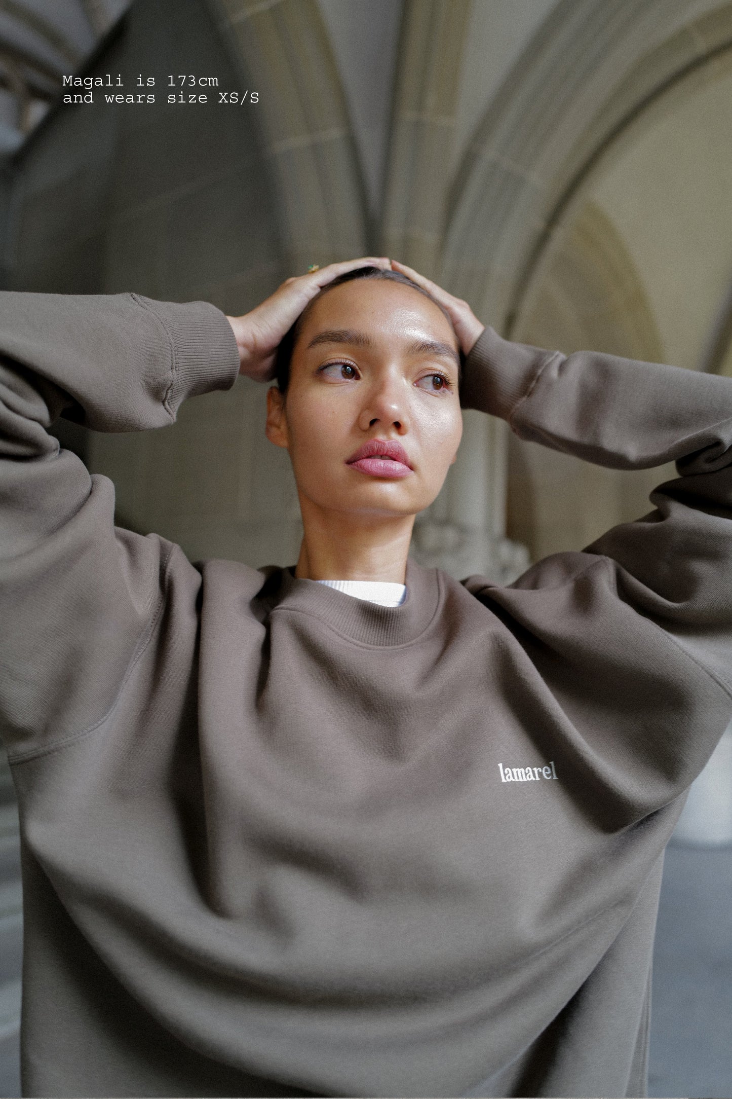 SWEATER OVERSIZED