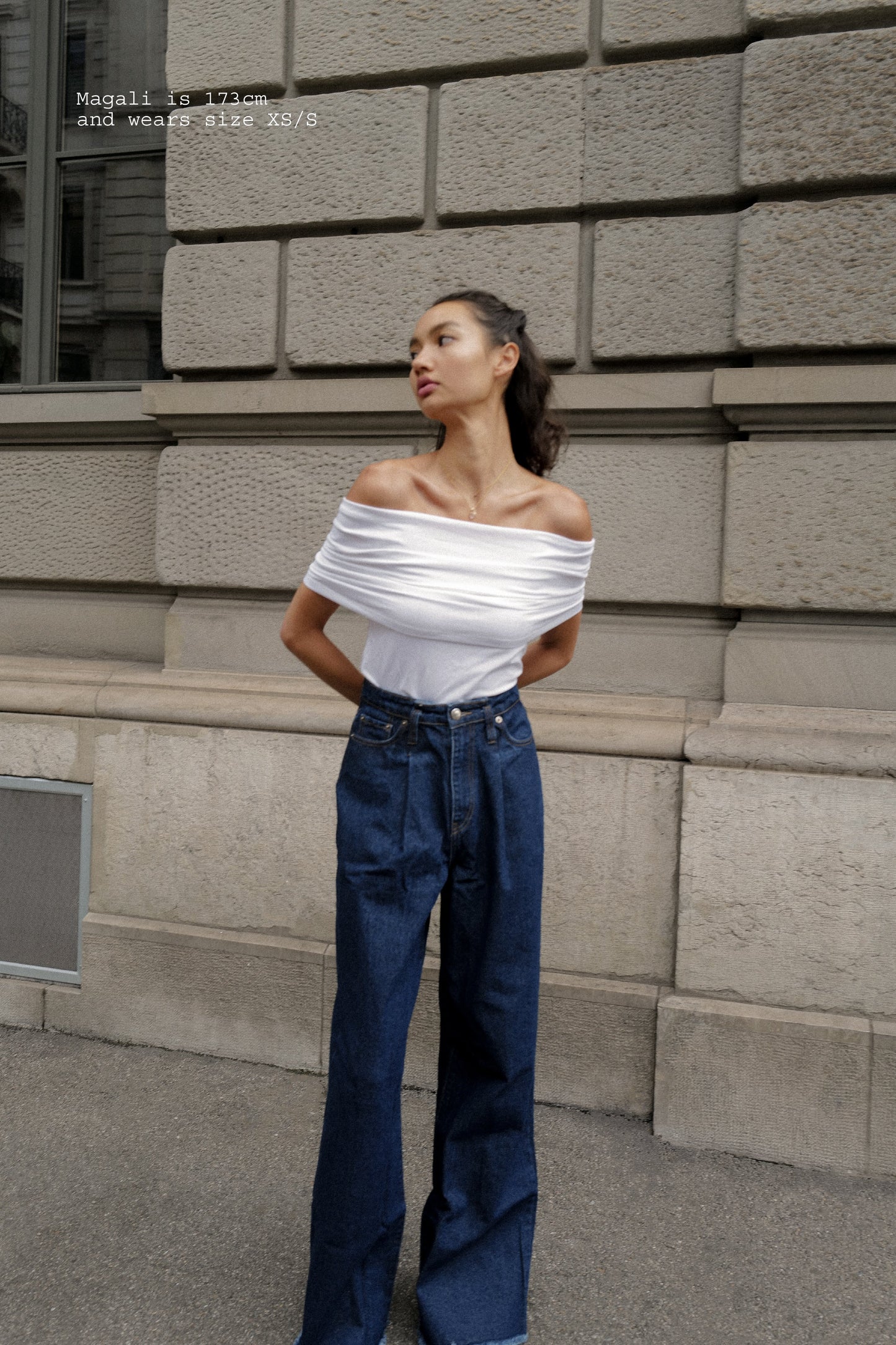 DRAPED TOP