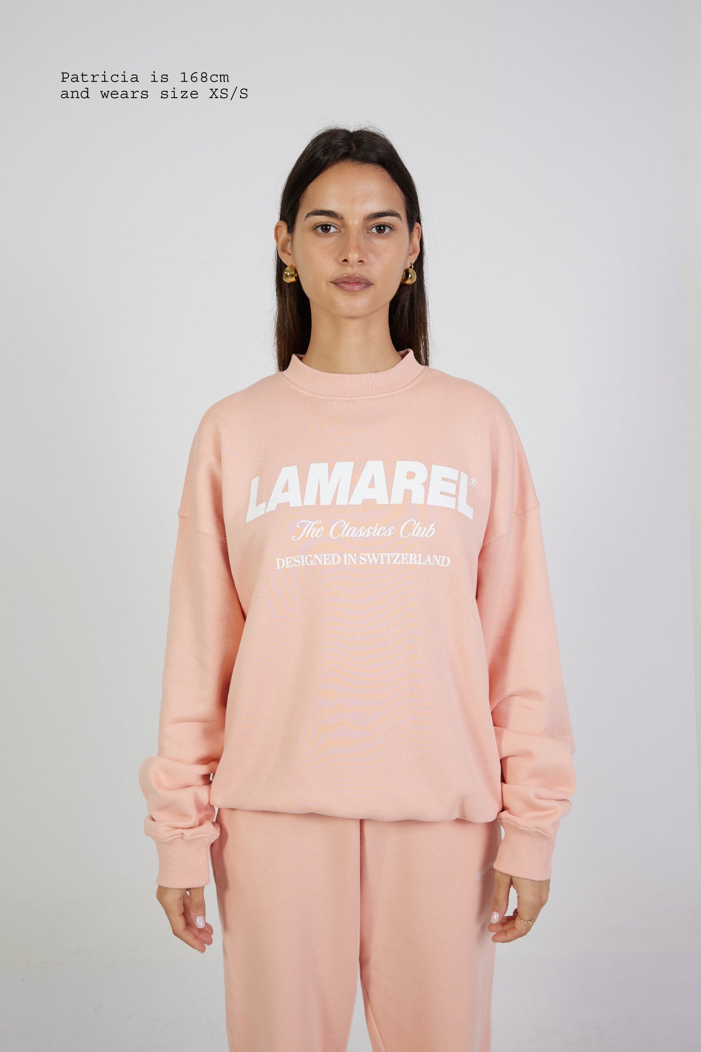THE CLASSICS CLUB SWEATER OVERSIZED