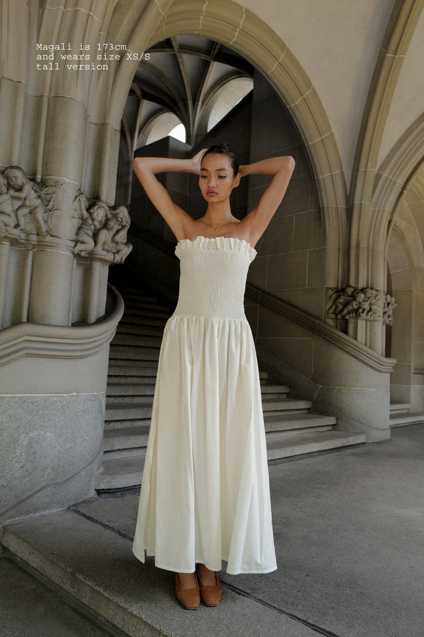 RUFFLED DRESS