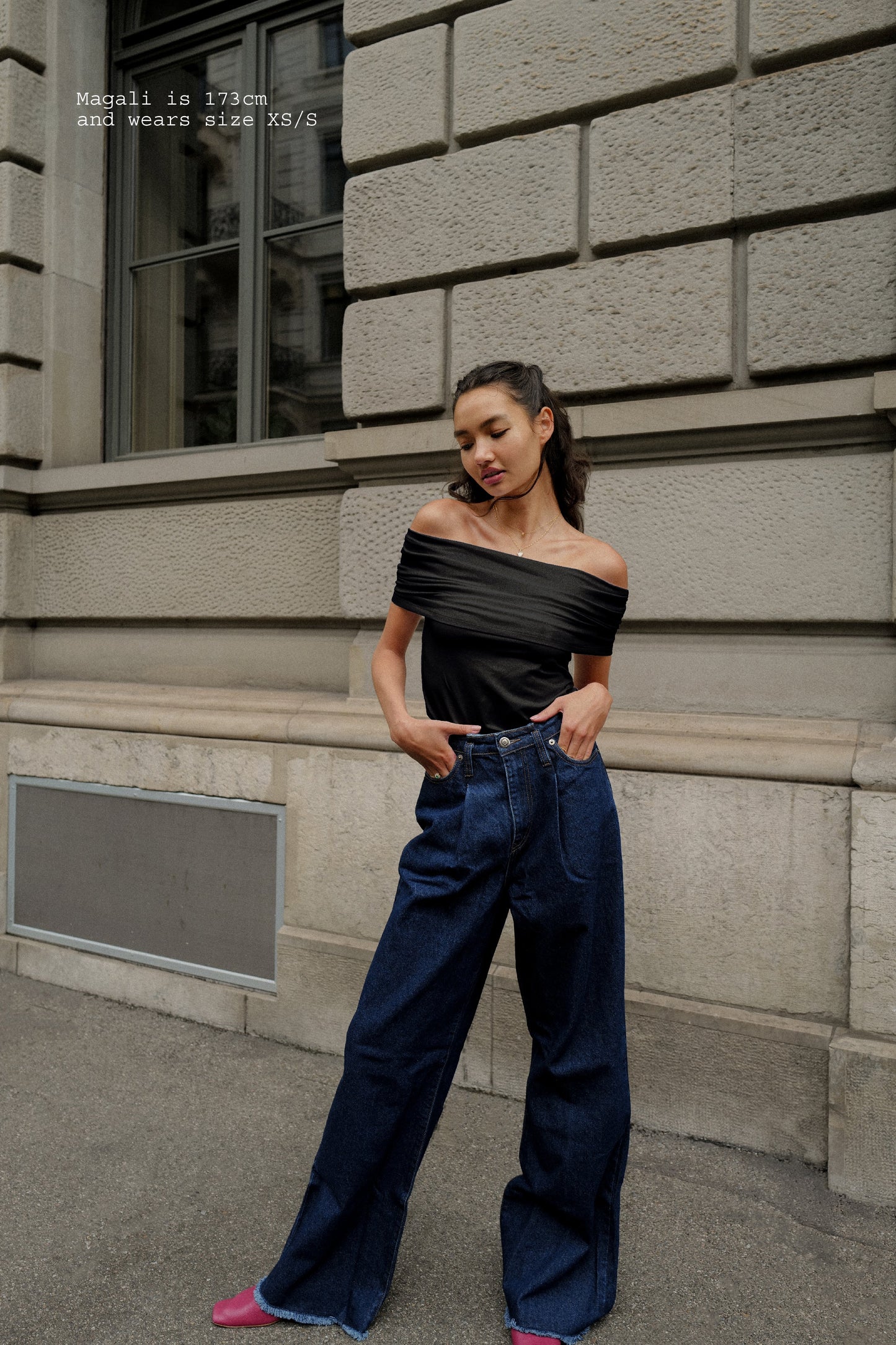 DRAPED TOP