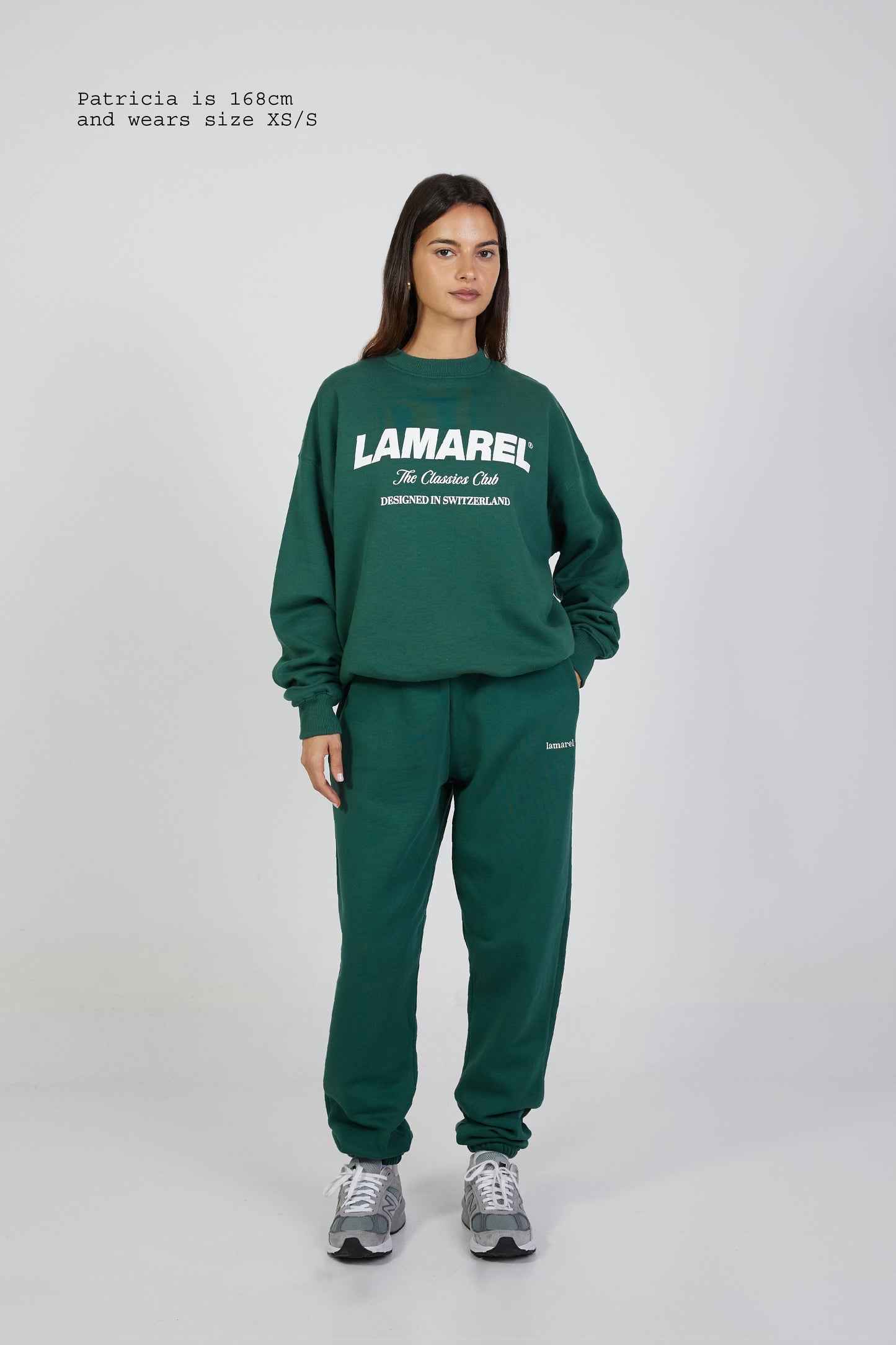 THE CLASSICS CLUB SWEATER OVERSIZED