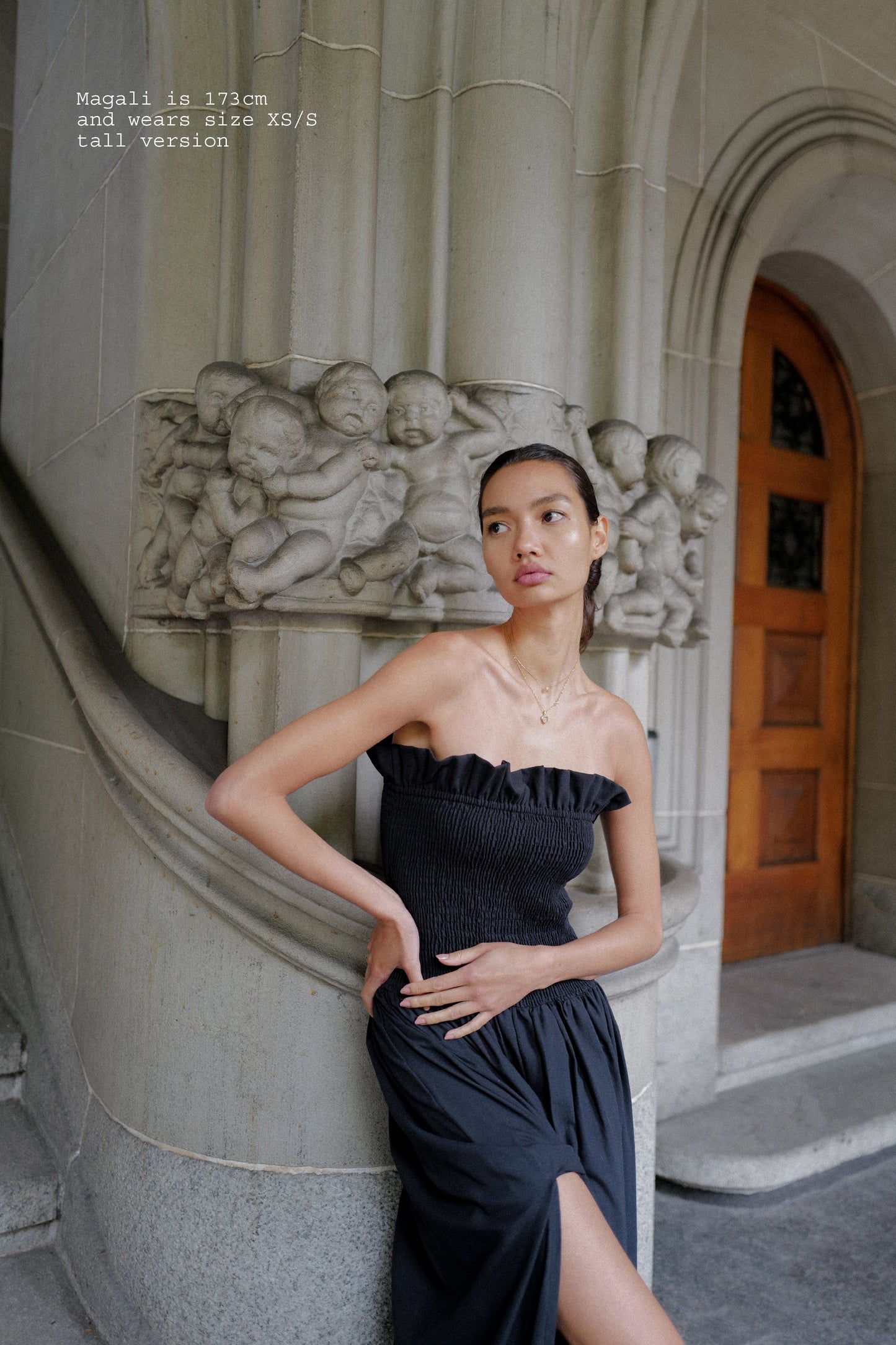 RUFFLED DRESS