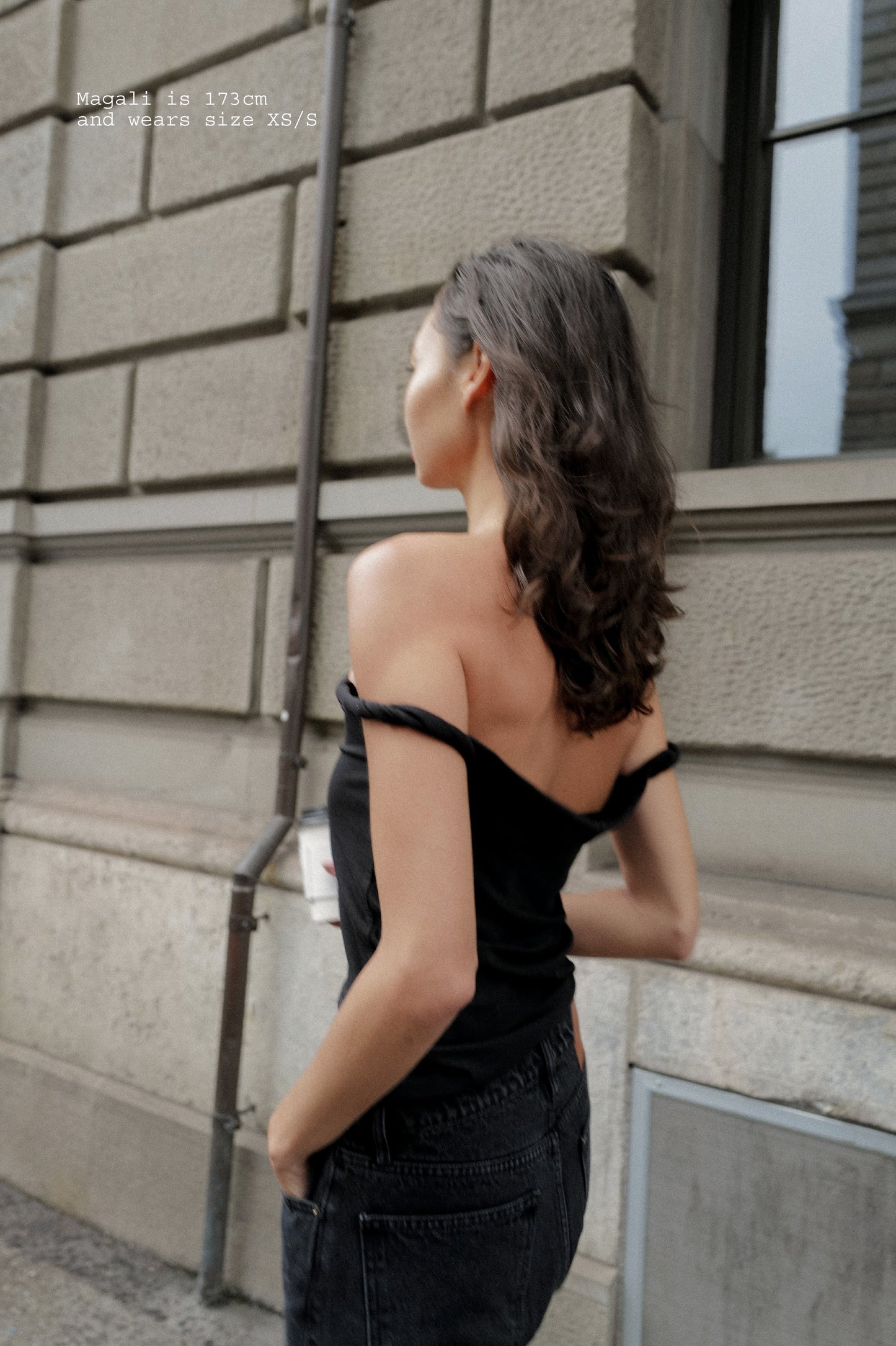 TWISTED TOP
