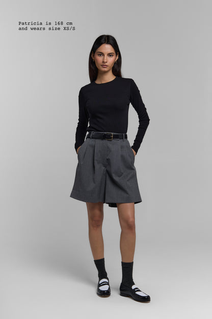 SUIT SHORTS