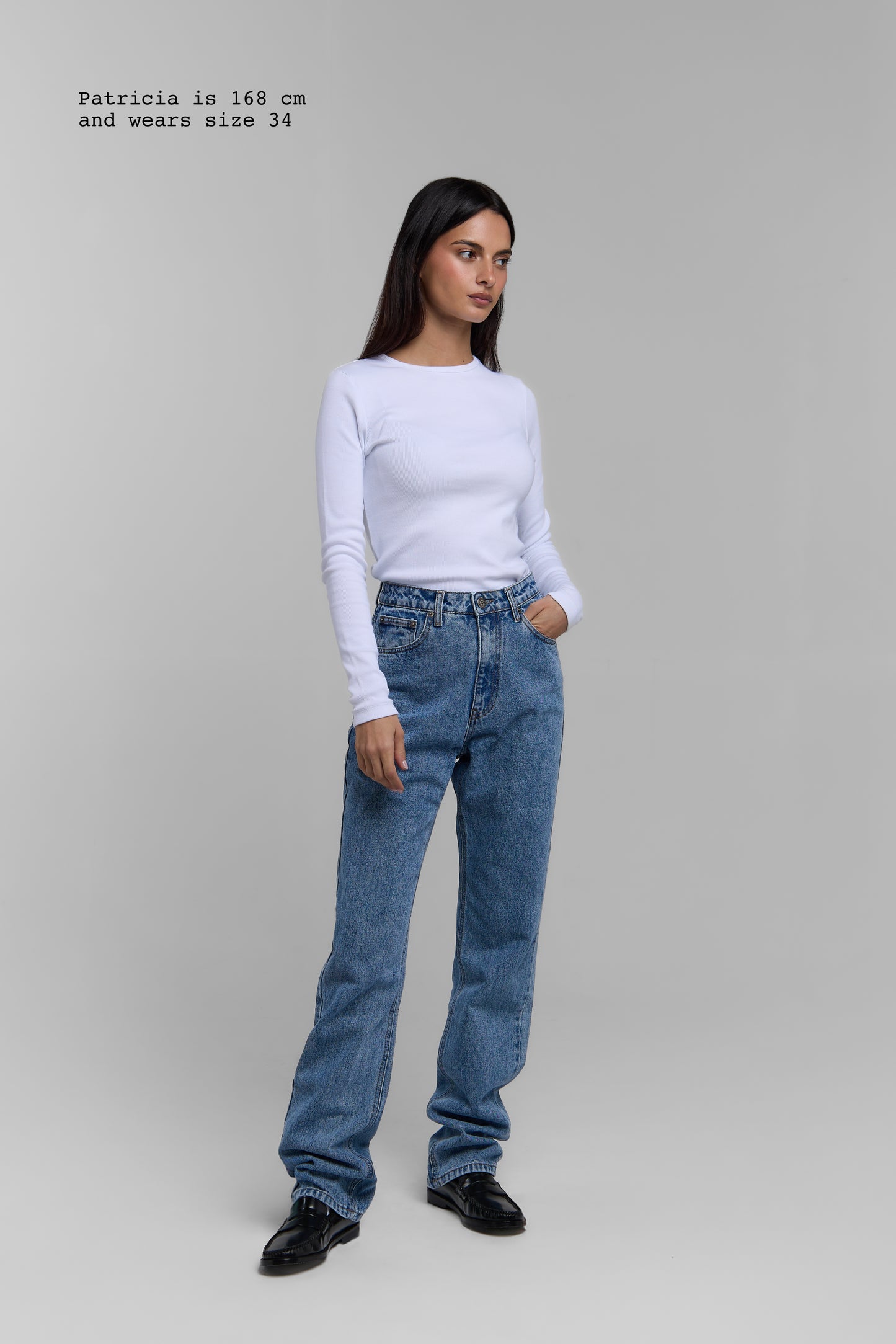 HIGH WAIST JEANS