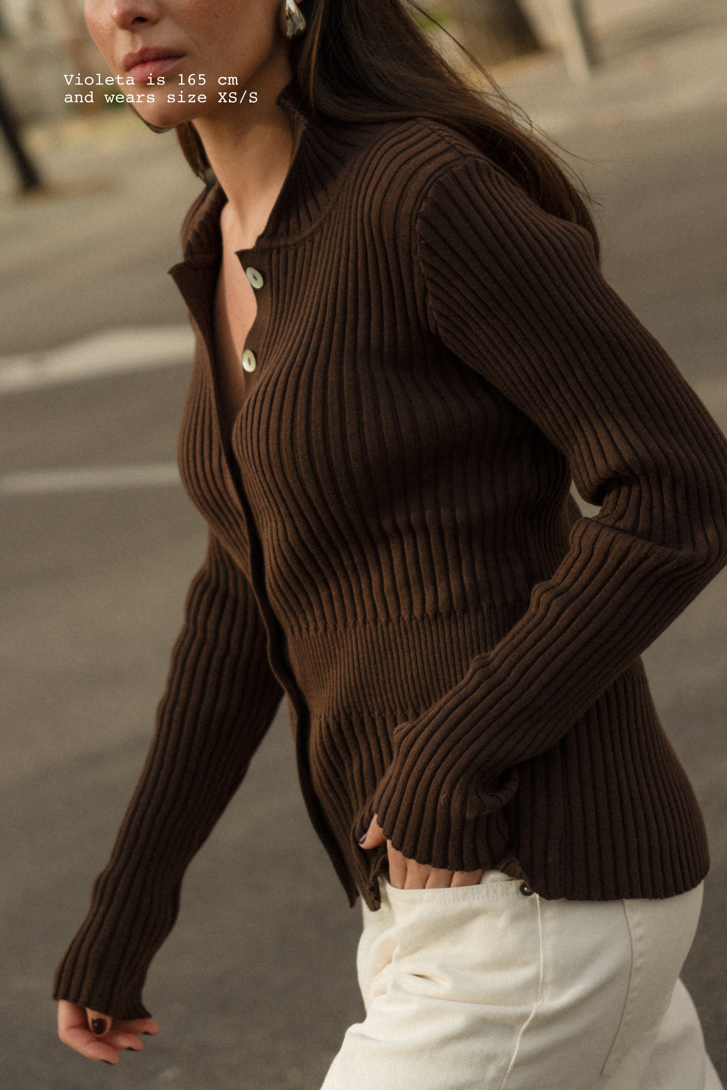 KNIT BUTTONED LONG SLEEVE TOP