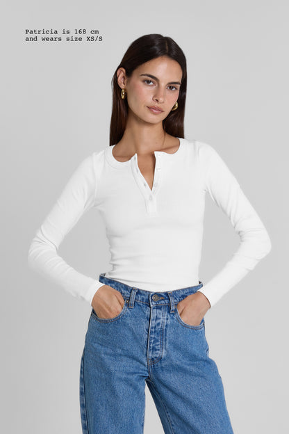 RIBBED BUTTONED LONG SLEEVE TOP